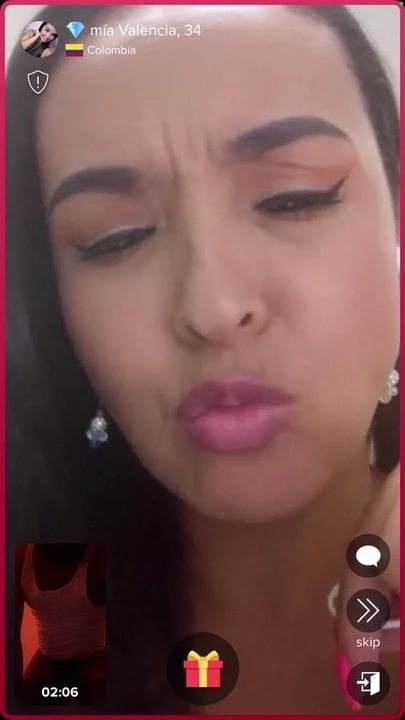 Sexy Latina wants my cum