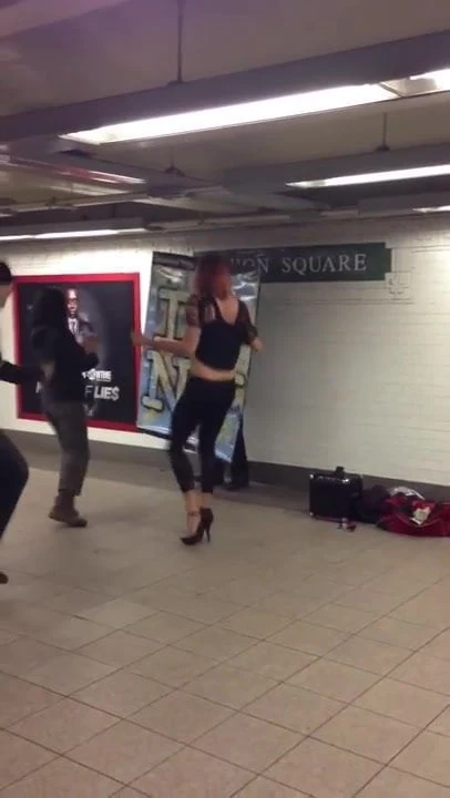 NYC Drag Queen Dances In The Subway With Fans
