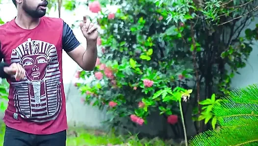 Chacha ki sauteli beti ko park me bulake chudai kiya