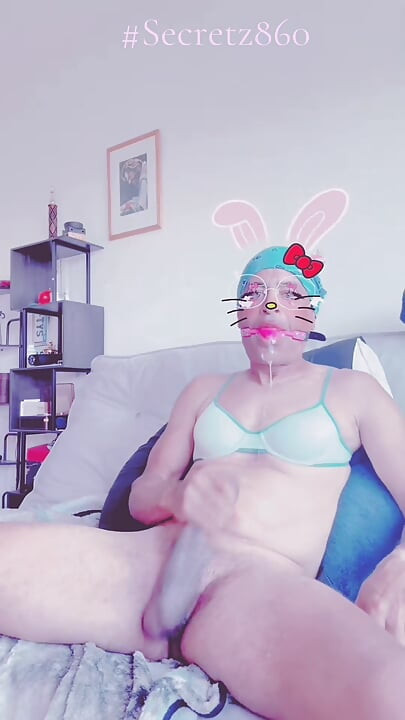 Secretz860 - gagging spitting all over myself