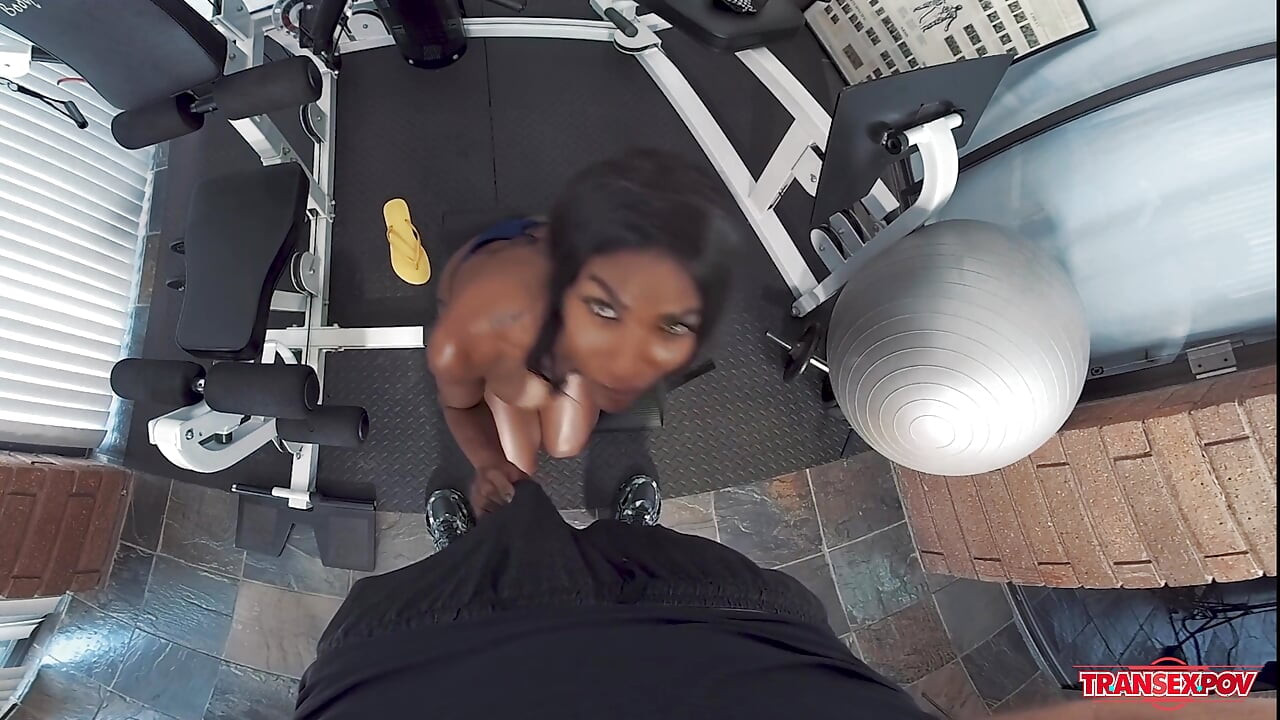 Natassia Dreams' Hardcore Workout