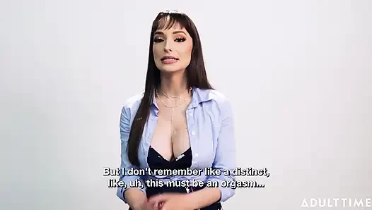 Lexi luna yaramaz bir seks oyuncağı partisine ev sahipliği yaptı!