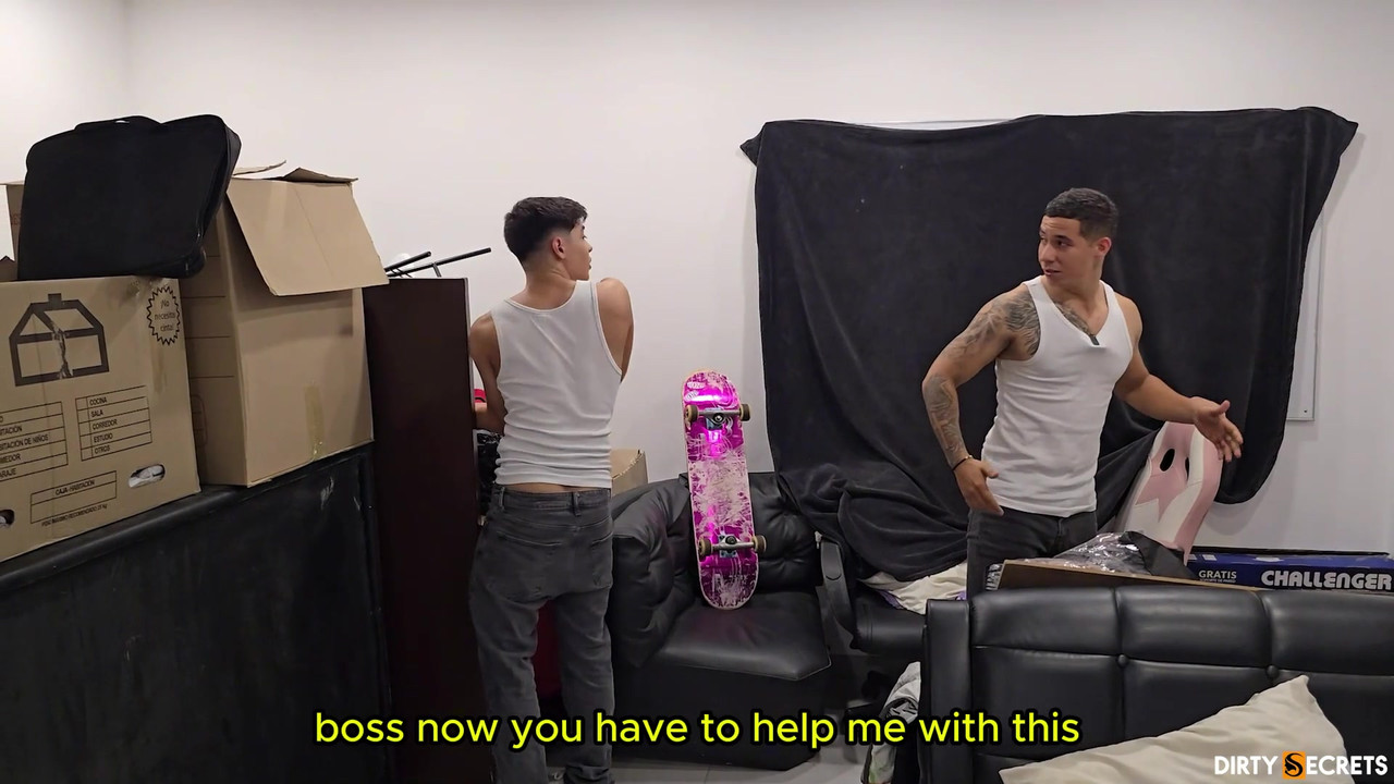 Lil timy和leo wild帮我搬家，最后我们玩了一次的热辣3P