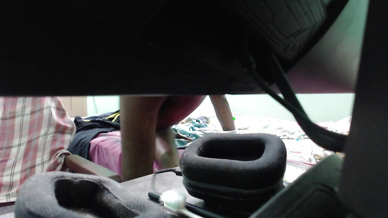 Hide Cam on Bed