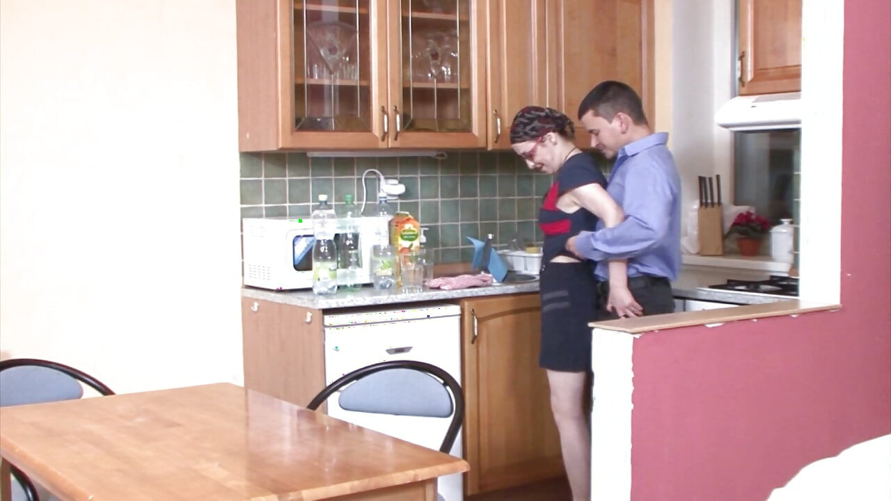 Hot Blowing in the Kitchen