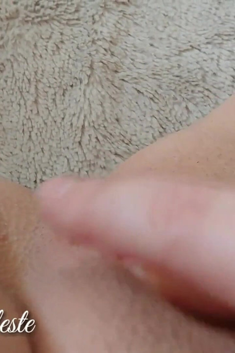 4k Nasses höschen für meinen stiefbrust mit sperma