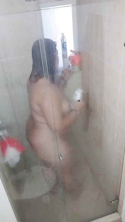 La Ducha Maturina De Nana