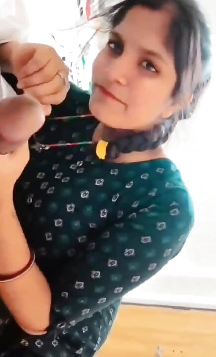 Jija Sali Chudai Wife ke Bazar Jate hi lund chuswa ke chudai krne lgta haiHindi me chudai