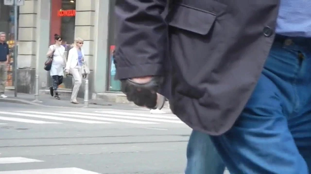 OLD MEN ON THE STREETS 19