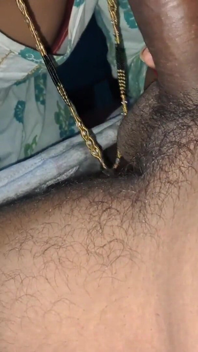Desi girlfriend quick blowjob cum in mouth | Clip 1