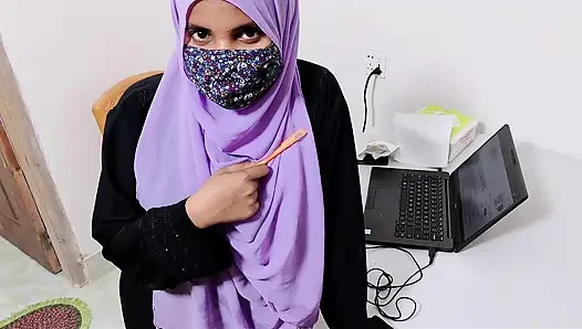 Manajer bank panas hijabi disetubuhi oleh petani desa desi chudai xxx