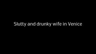 Versaute Ehefrau in Venedig