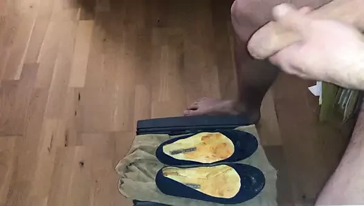gf mavi düz balerinler üzerinde Cum (14. atış)