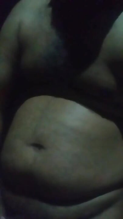 Безплатно забавление, дълбоко в дупката на ти...