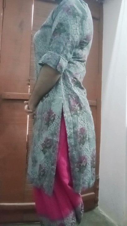 Indian Gay Crossdresser Gaurisissy looking like a housewife in Salwar Kurta xxx | Clip 1