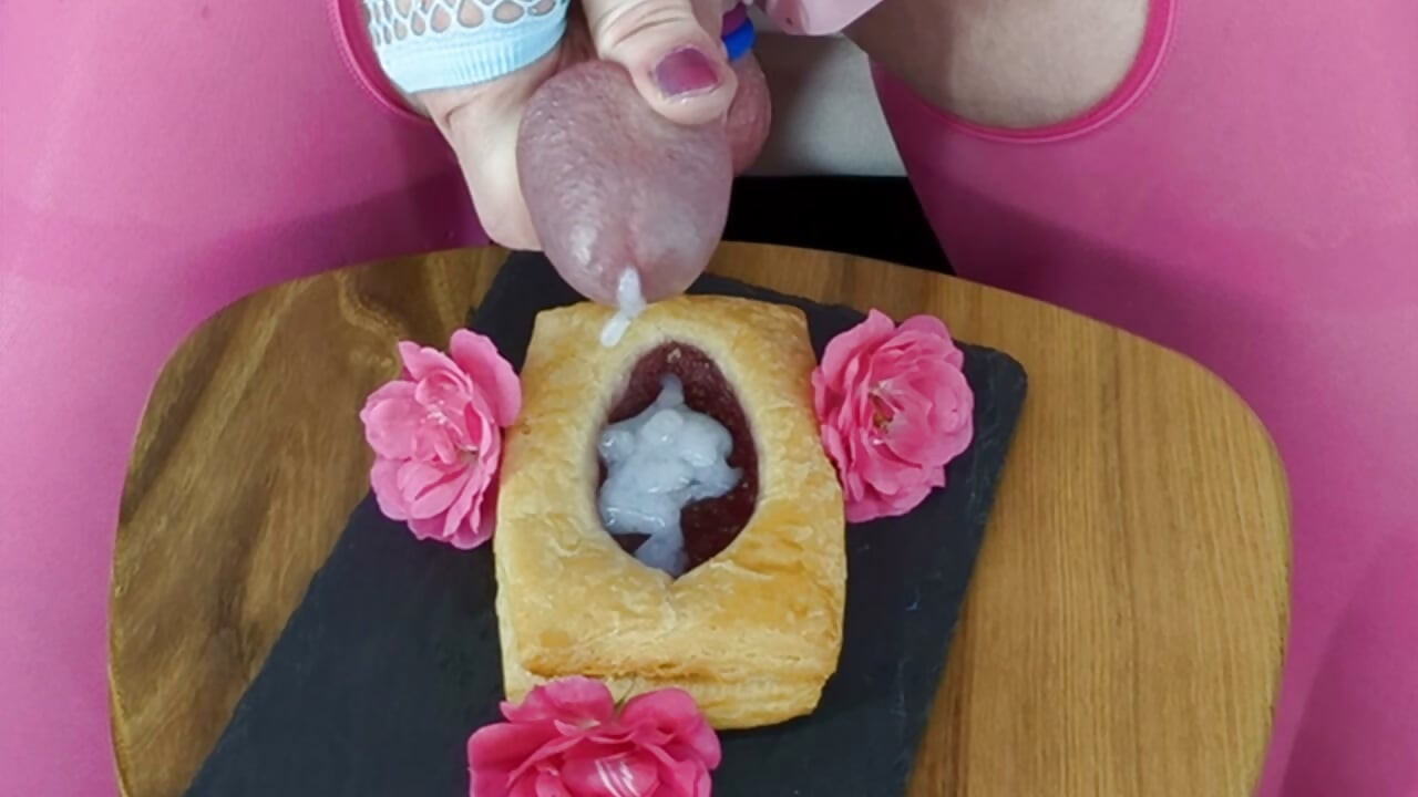 Rikki Ocean's Raspberry Cream Croissant