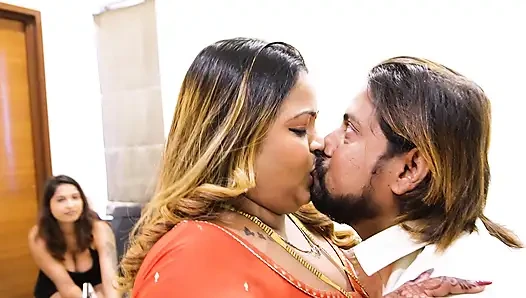 INDIAN DESI CUCKOLD STEP SISTER WATCHING HARDCORE SEX OF HER STEP SISTER AND HER BOY FREIND