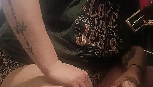 Anisleigh Williams Training to Deep Throat