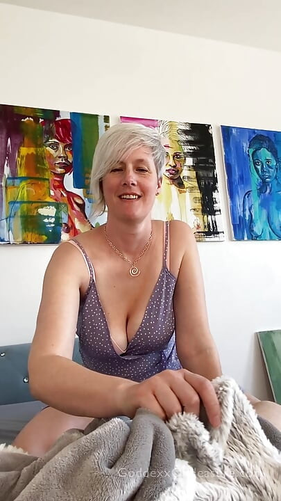 Reife MILf macht dich zu einem mann - ganz natürlicher MILf WICHs-countdown