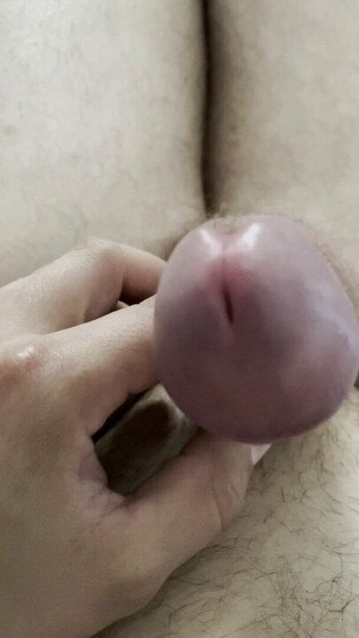who will play with my urethra? online video chat