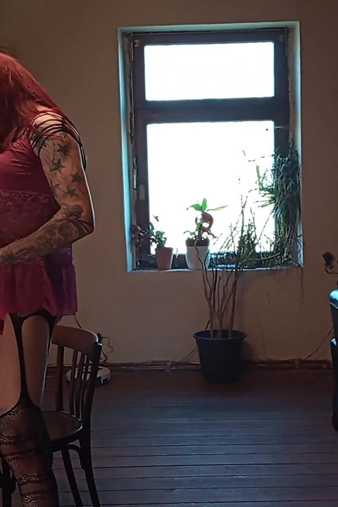 Smoking Slut Jissi Fucks My Pupms