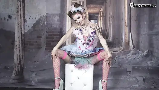 423 - Adelle Единорог