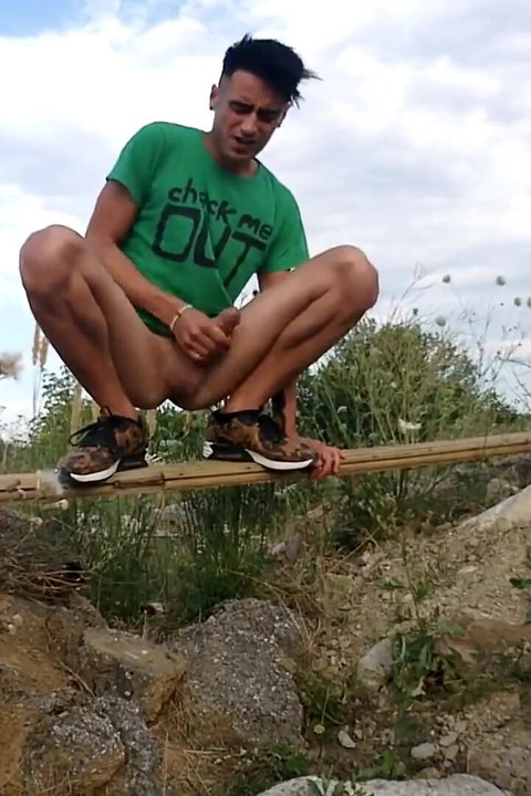 中東イケメンアウトドア - ザーメンオンハンド