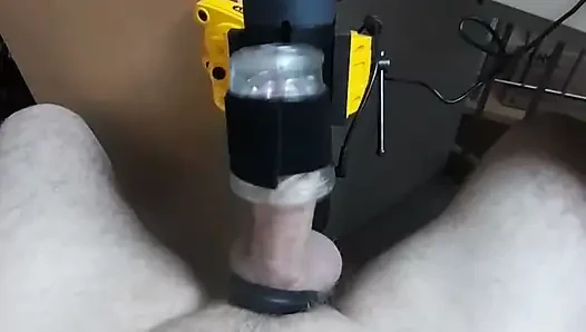 Becerikli yabancılar tarafından kontrol ediliyor