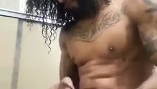 Chupando La Punta porn video – sacandole punta