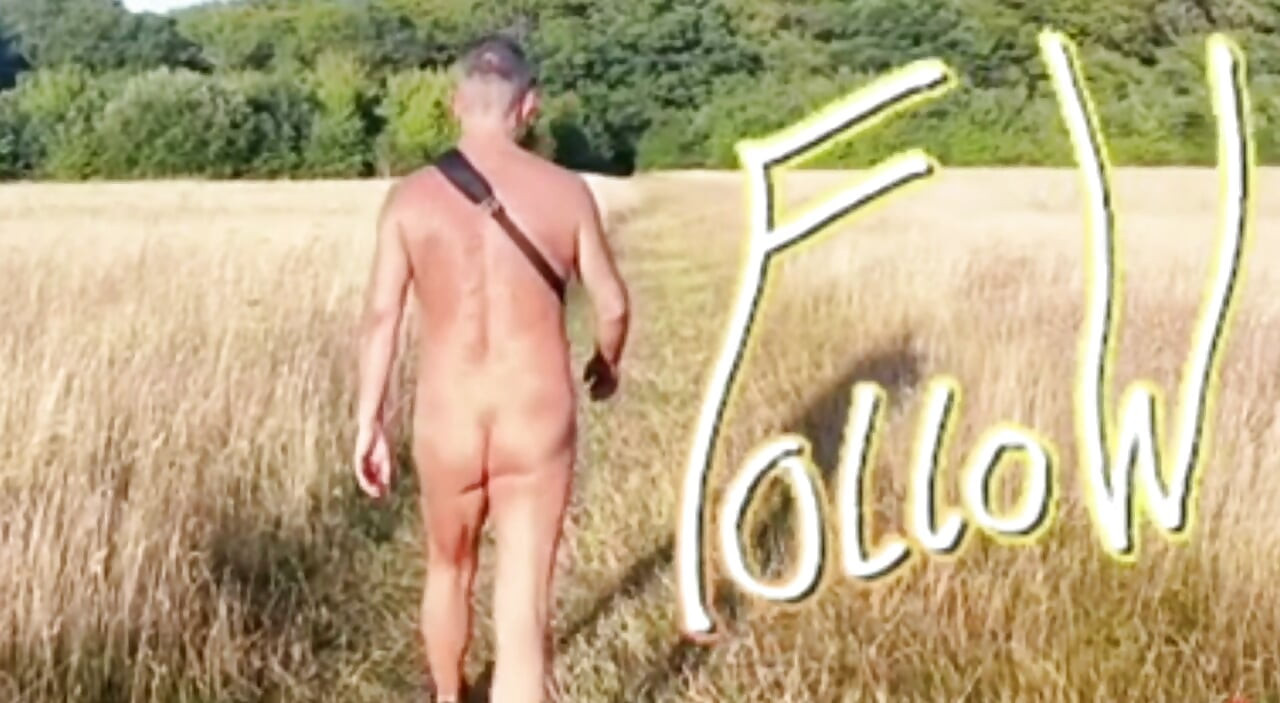 Public Nude Walking
