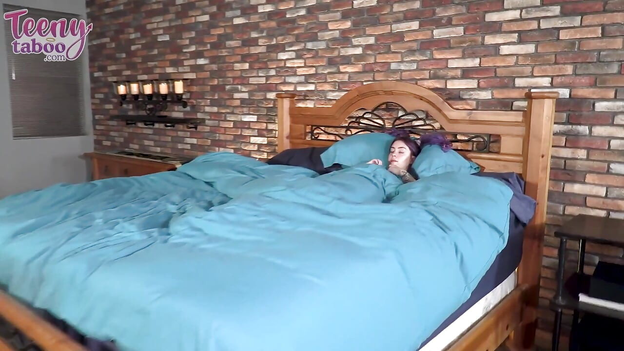 Sneaky Snuggler Step-dad Cums in Pandora Skye