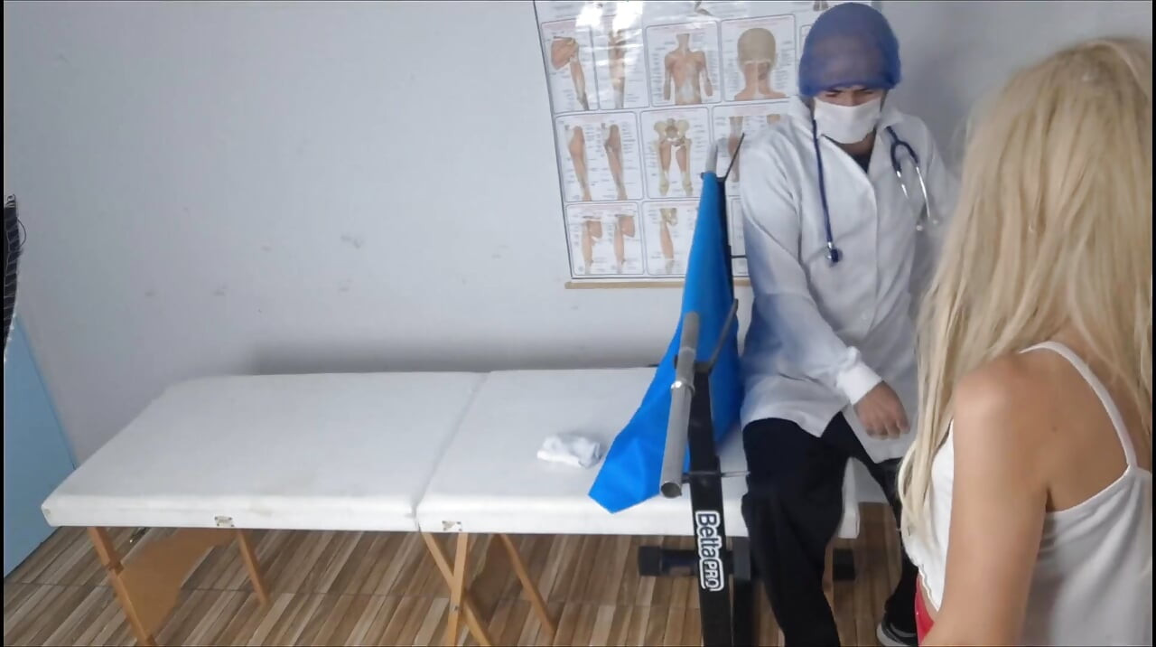 Ginecologul Nu a Putut Rezista Păsăricii Pacientului!