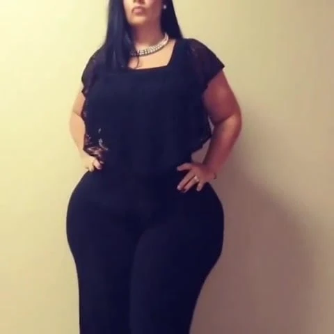 mature pawg milf hips