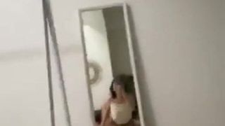 Sexy bathing selfie of Chinese giant breast beauty