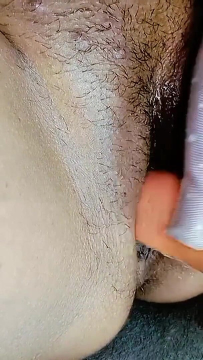 Bella Khalifa Dildoing Her Meaty Big Pussy With Carrot And Achieve The Orgasm | Clip 1
