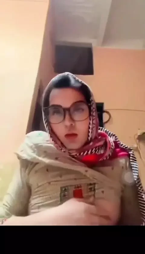 Göte tapma ve anal ifade kadın kılıklı sınıf