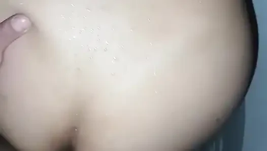 Malam yang menyenangkan di jacuzzi