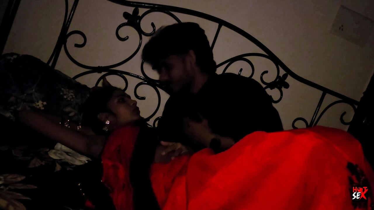 Indian Desi Newly Married Couple Night mate Hardcore Fucking Video By Big cock