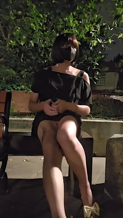 Petite Tgirl Ting Xuan Outdoor Anal Ride with Dildo