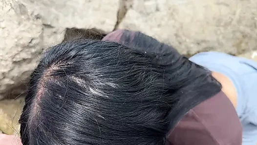 Ateşli esmer latinle plajda amatör seks, neredeyse yakalanıyoruz! - Roma Amor