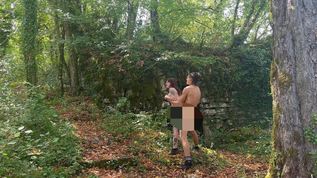 I fuck her hard in a castle ruin and finished on her face and in her eyes