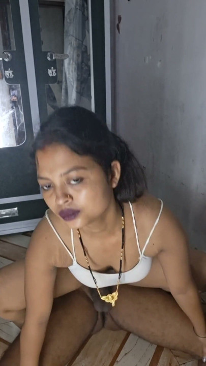 Sweetsex2001 indian deshi beautiful collage girl hardly doggy style f.cking enjoy | Clip 2