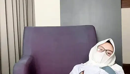 Pelajar SMA pamer pantat besar berujung muncrat
