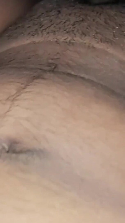 (partie 2) Mon demi-frère m’a baisée si fort dans la salle de bain | Clip 1