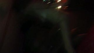 Petit clip d&#39;une MILF rousse sexy, nuit sauvage avec une grosse bite noire