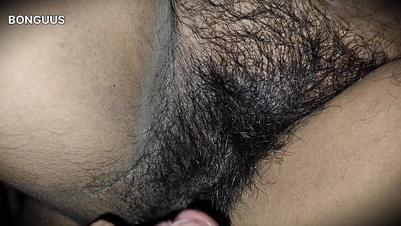 Desi Aunty sharing bed when Husband is not at home Hairy Pussy Fucking