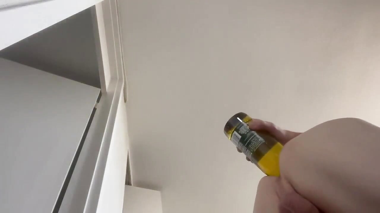 Šukám se lahví