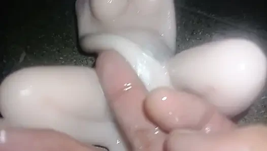 Shake pussy doll narrow pussy