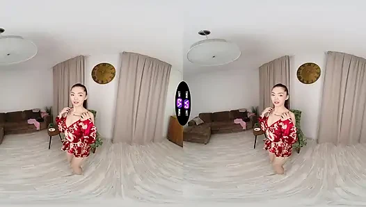 Azgın hizmetçi Kız Kwini Kim temizlik yaparken ıslak amını azdırıyor - teenmegaworld