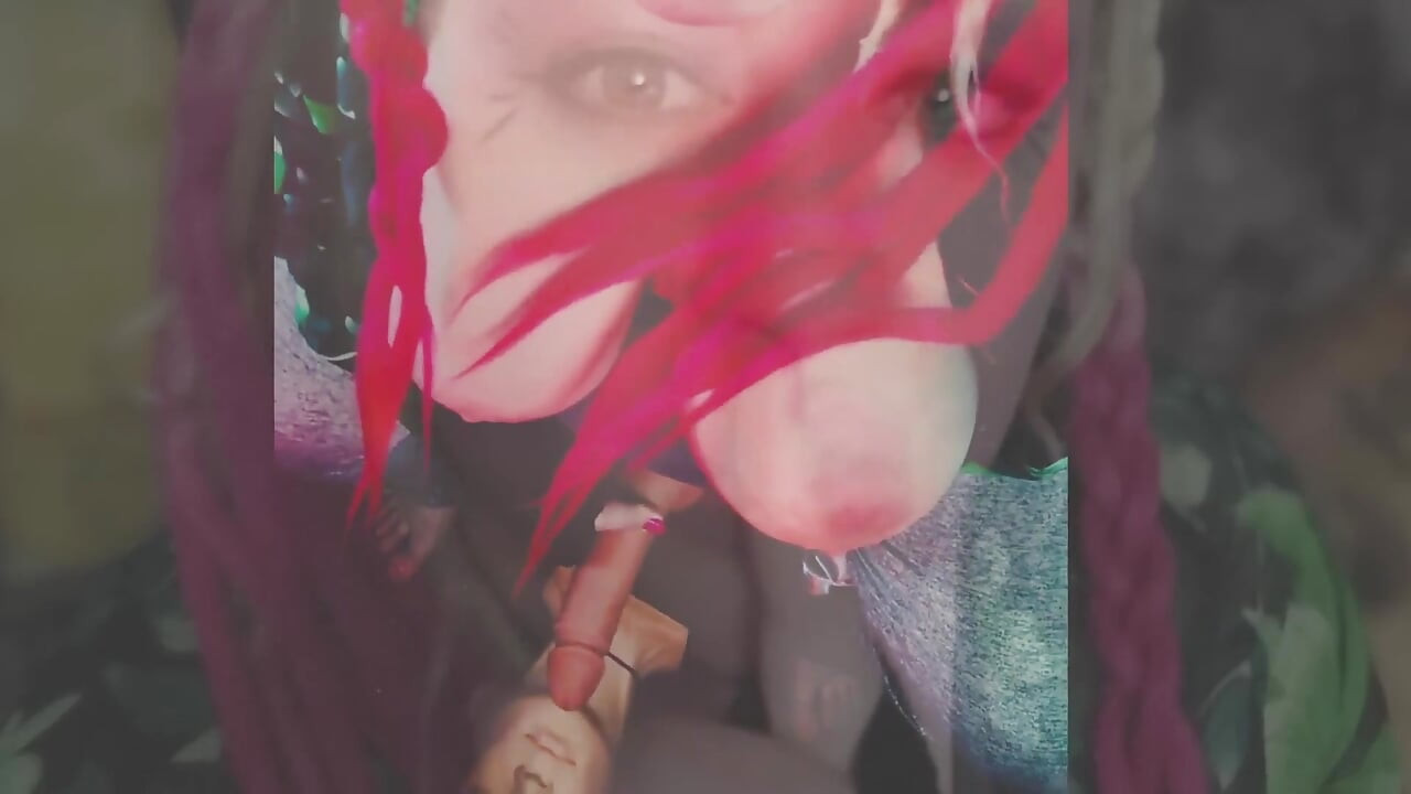 女神ラナ主演の、かわいい女の子のチンコに夢中になるストレートの男の物語